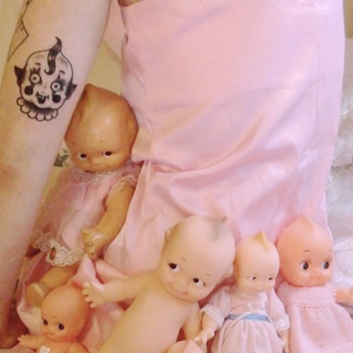 milliegraves: my evil lil kewpie!