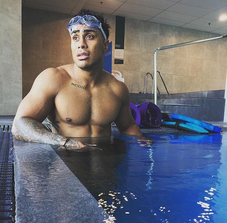 dropgoals:Malakai Fekitoa