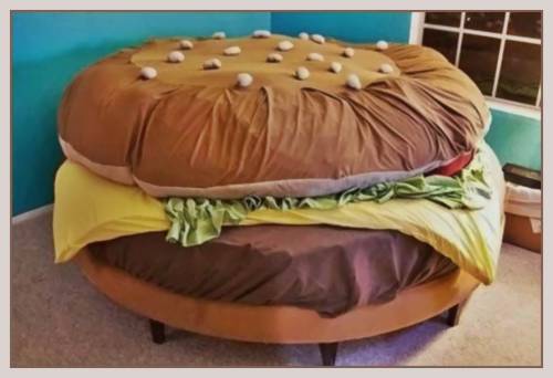 peterschlehmil: peterschlehmil:  humor_design_Homer Simpson’s hamburgerbed