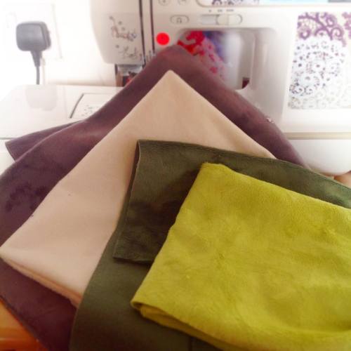 Fabric has arrived for todays commission. I love the natural Earthy colours for this plush! #fabric 