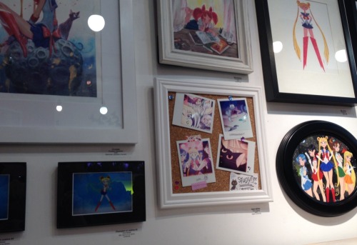 natsukigirl:  Some pix from the 20th Anniversary Sailormoon art show at Qpop in Little Tokyo // Los Angeles, CA - April 5, 2014 I bought the retro cosmonaut looking Sailormoon print called ‘Retro Moon’ by hyamei (but I don’t get to take it home