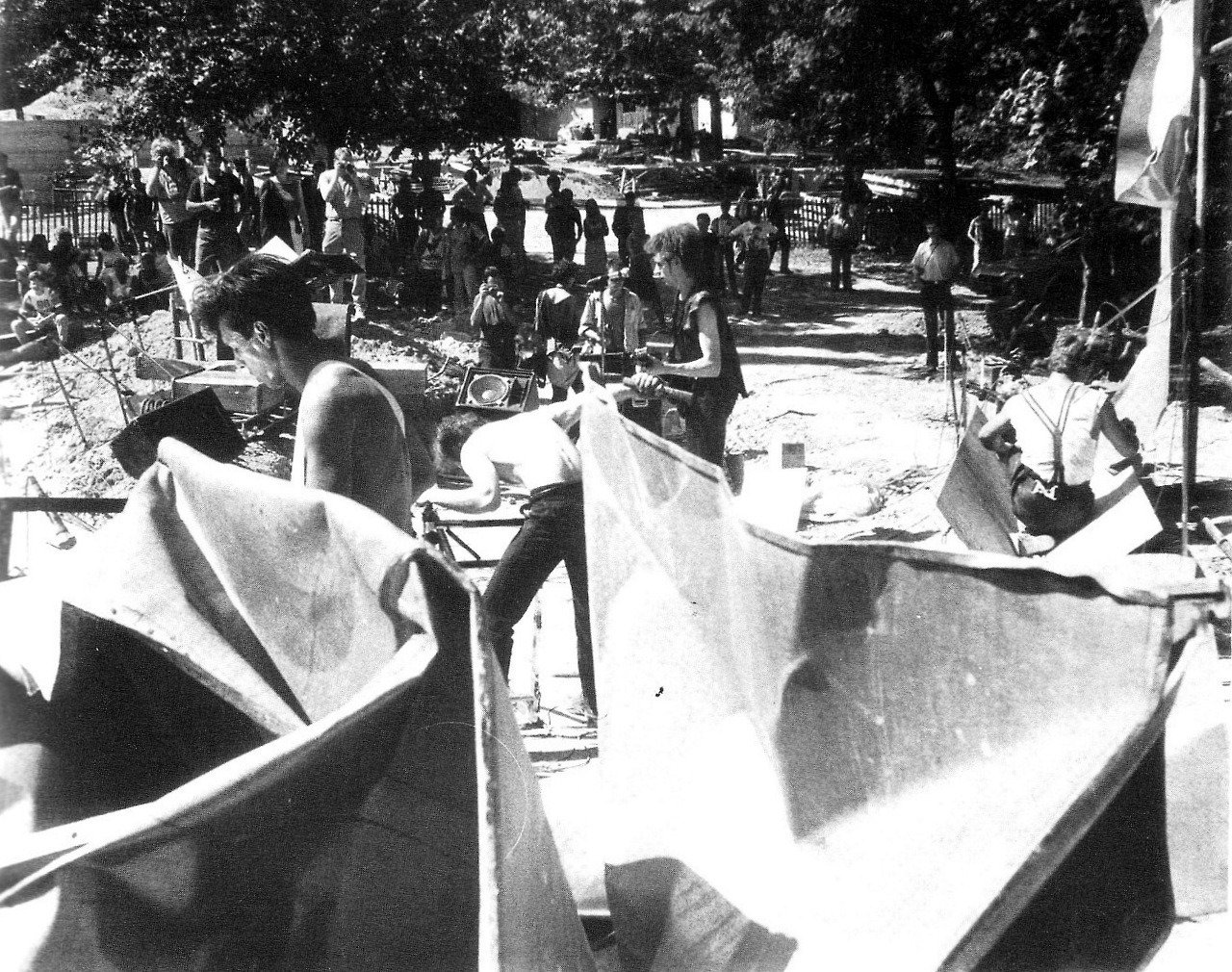 untergangsshow:  Einstürzende Neubauten at   La Batie festival, Genève, 1984/09/01Photo