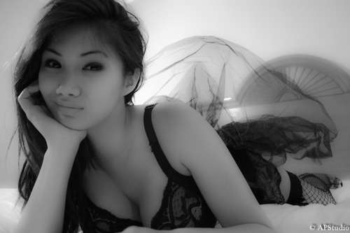 Asian-Intimacy