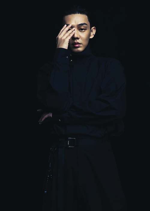 netflixdramas:Yoo Ah InNetflix Korea promotional photoshoot for Hellbound 지옥 (2021)