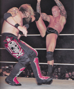 vaderbomb:  Randy Orton vs. Edge  That face!