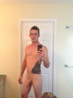 ginger-kicks:  Hung Ink (via Guys with iPhones)