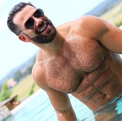 Hairy gay men