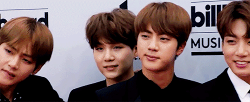 kths: VOGUE: BTS Is the Best Dressed Boy Band at the Billboard Music Awards