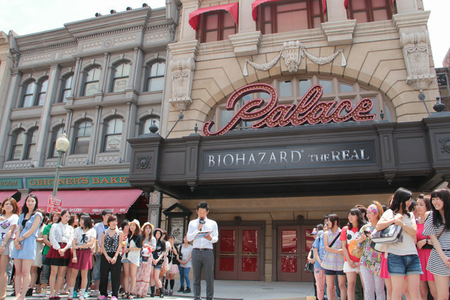 elina-rose:  audiodistortionlewisvi:  Resident Evil at Universal Studios Japan. 