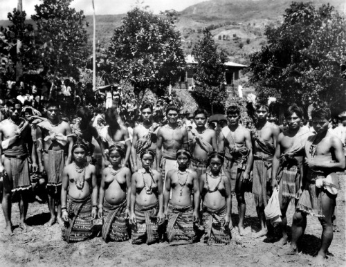 Cordillera Region, Northern Luzon, Philippines, date unknown. Via John Tewell.  