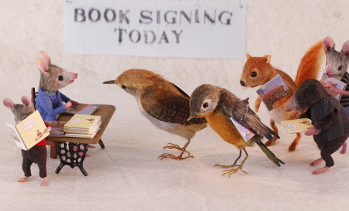 mouseshouses:  I’ll be signing books tomorrow at the Wild Arts Festival, from 12-4 at Montgomery Park.  Click here for 2-for-1 ticket.  COME!!! 