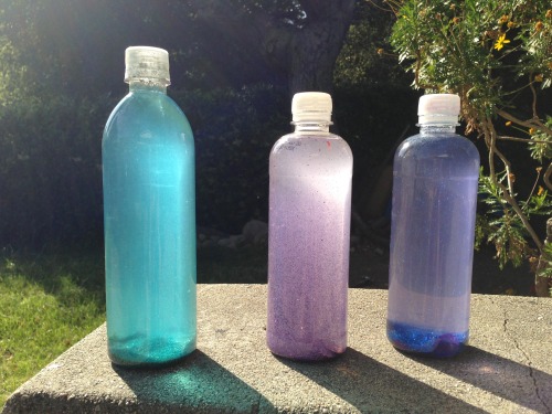 steampoweredcupcake: creativesocialworker: Calm Bottle (aka Glitter Jar) Supplies Container: This is