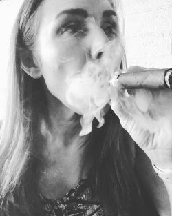 ftbmelanie:Keep it Smokey. #cigarporn #nowsmoking