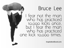 bruceleeonline:  I always like Bruce lee’s