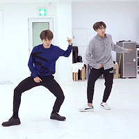 parkjmzl:Jungkook doing The Most™ when he imitates Jimin