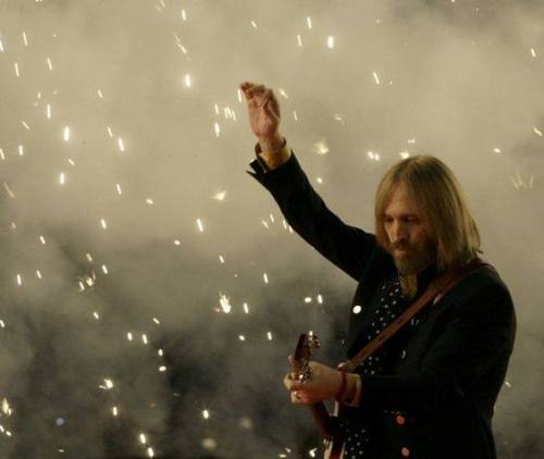 CultureTRIBUTE: Tom Petty (1950 - 2017)“You belong among the wildflowersYou belong somewhere c