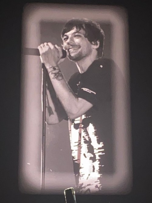 Louis on the big screen in São Paulo - 29/05/22