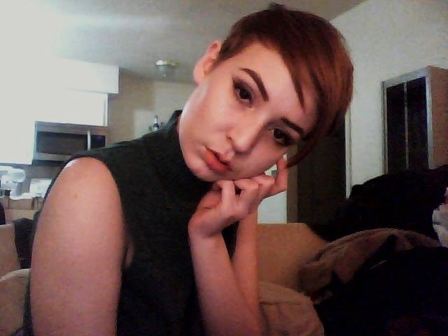 vengefuldad:  vengefuldad:  here’s my six selfies of 2014 it’s been a shitty