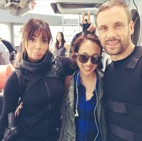 chloebenet:@ChloeBennet4: Behind the scenes pic from this ep with @motancharoen and @nickdiscoblood