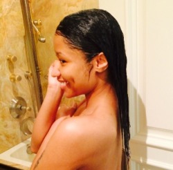 Cashmerethoughtsss:  Nicki Minaj, Real Hair, No Makeup 