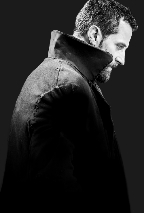 3intheam:richard armitage as john proctor. original photography by johan persson