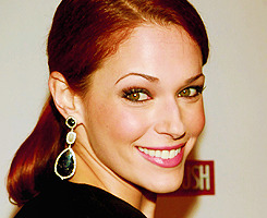 boomthatscute-blog:   congrats on your face - amanda righetti 