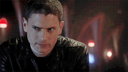 Alex She Her Mystery Man Leonard Snart