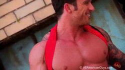 musclepuppysplaypen:  Gymspiration of the Day Gary Taylor 
