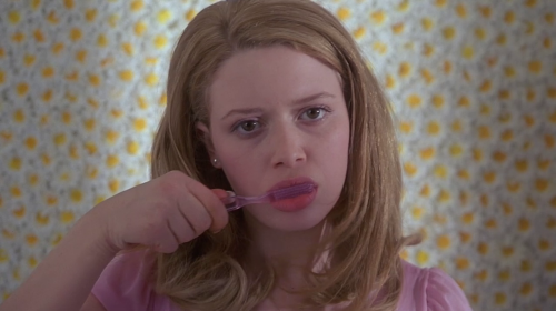 artfilmfan:But I’m a Cheerleader (Jamie Babbit, 1999)“She’s just upset because the fish on her plate