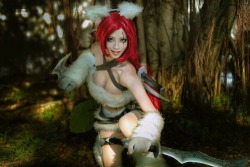 kosplaykitten:  Look what the cat dragged in @ The Kosplay Kitten’s PlaygroundLeague of Legends (リーグ・オブ・レジェンド) ~ Katarina (カタリーナ) 1, 2. Via Feedly 