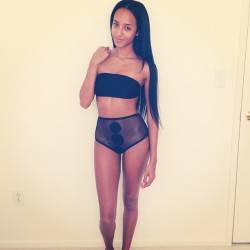 Fashionistasrus:  Mercedeh Allen 