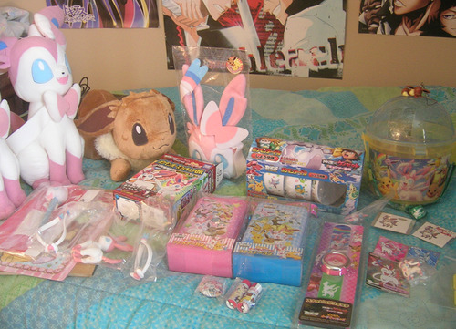 so here’s that big package i was expecting from japan !! i’m so excited, i’m freaking out, Bijou is here to help me open the box      aaaaahhhh new precious items for my Sylveon collection   I’m going to take more detailed photos