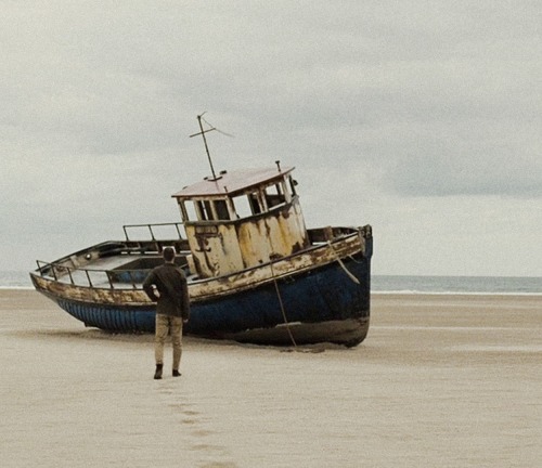 iskarieot: NEVER LET ME GO (2010) DIR. MARK ROMANEK I remind myself I was lucky to have had any time