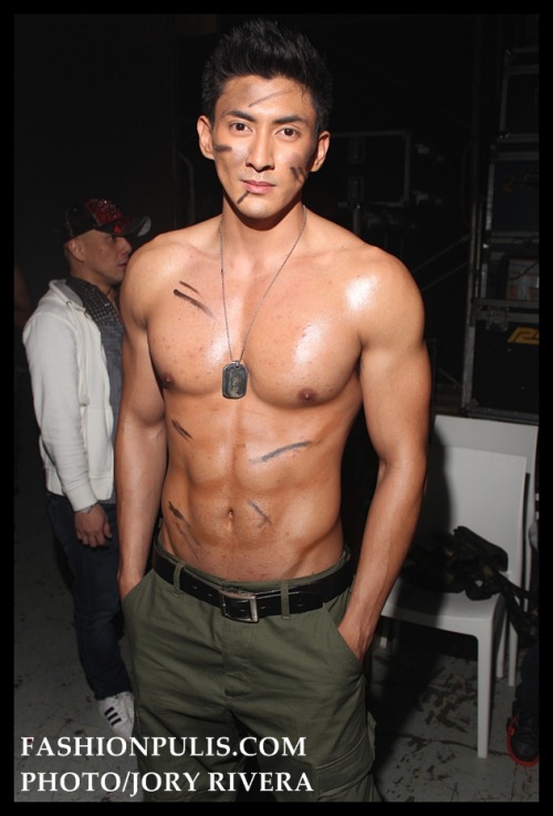 busankim:  Cosmopolitan Bachelor Bash 2012  http://jskbusan.blogspot.kr/search/label/Cosmopolitan  