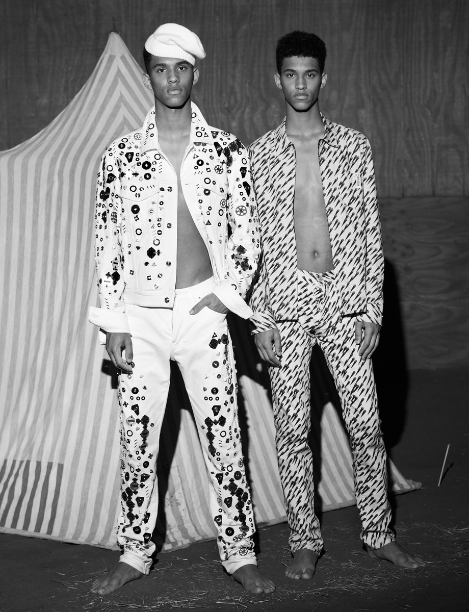 justdropithere:Hector Diaz &amp; Jan Carlos Diaz by Ethan James Green - Arena