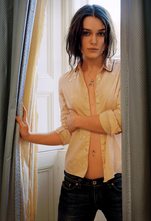 uncesored:  Keira Knightley