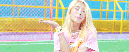 baobbei:Yoon Bo Ra // Shake it