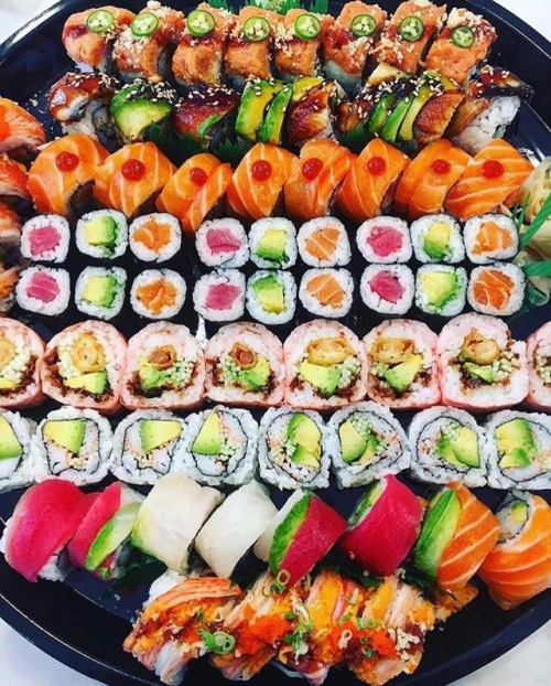 idreamofsushi:Photo by @foodietootie.