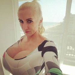 bimbo-boobs-shemale:Tammy Hernande
