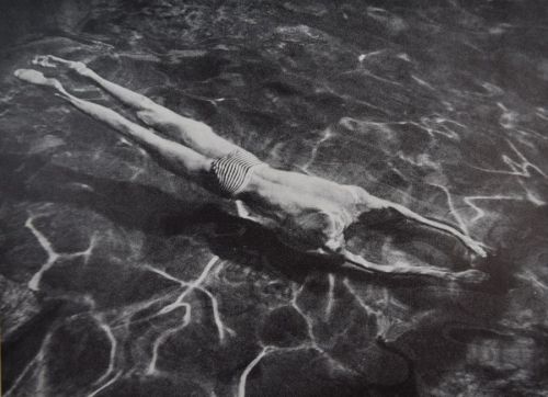 beyond-the-pale:   Swimming Underwater, 1917