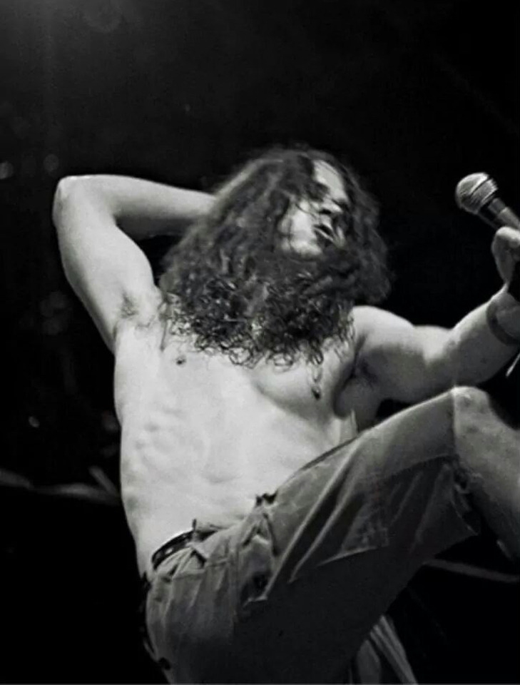 chriscornellperu:  vía ccfanpage en instagram. 