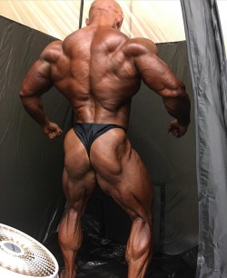 muscularmales:Vojta Koritenský