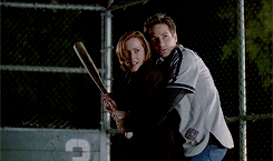 scullyxmulder: Shut up, Mulder. I’m playing baseball.