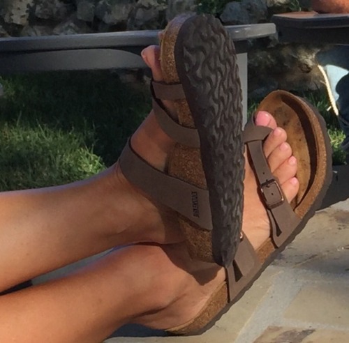 Didn’t think I’d ever find Birks sexy but these sexy feet help pull it off!