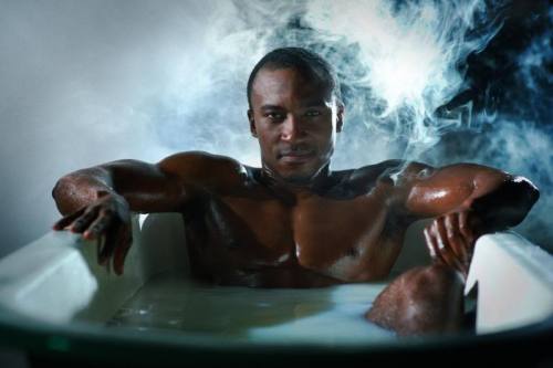 spartacus-andywhitfield:  Spartacus Cast IN THE TUB 2