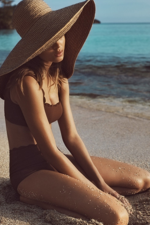 senyahearts: Josephine Skriver by Emma Tempest For Porter #15, Summer Escape 2016 l a z y l o l i t 