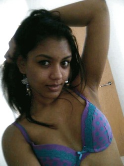 desiindianpussy:reallyhotindians:http://reallyhotindians.tumblr.com