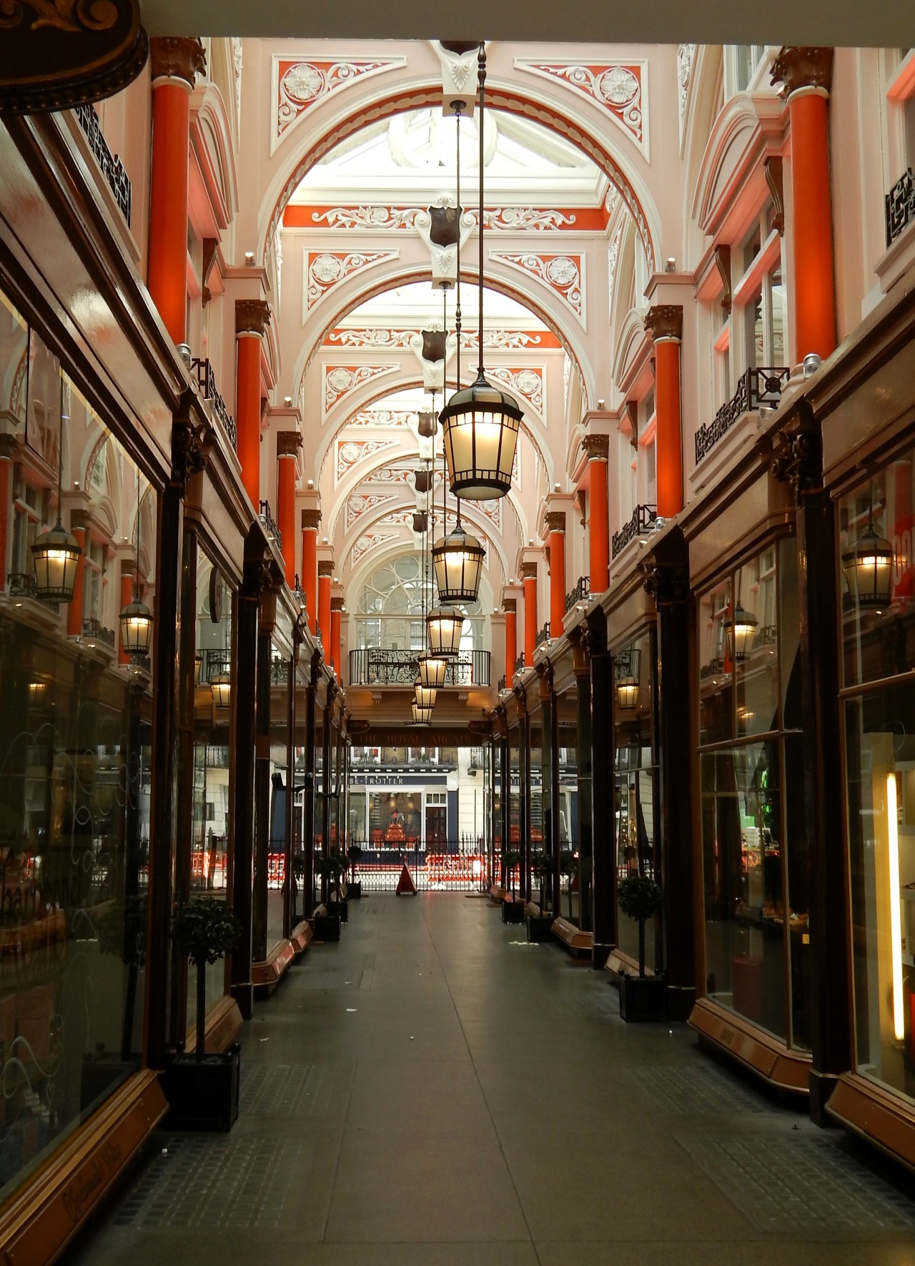 fuckitandmovetobritain:  England [25] : Bath, Canterbury, Ely, Oxford, Cambridge,