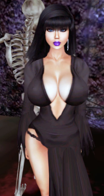 kimberlyswallows:  I’m Elvira for Halloween! Sorta… 