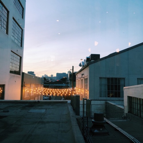 belgiandad:Light from the Airbnb Headquarters in San Fransisco - April 2nd 2018